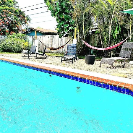 Pool House Resort Heated Swimming Pool Family Getaway 커틀러 베이 외부 사진